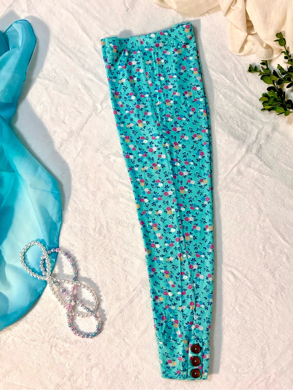 Posh Peanut Floral Bamboo Joggers | Wooden Button Ankles | Size 7Y | EUC - Picture 10 of 15